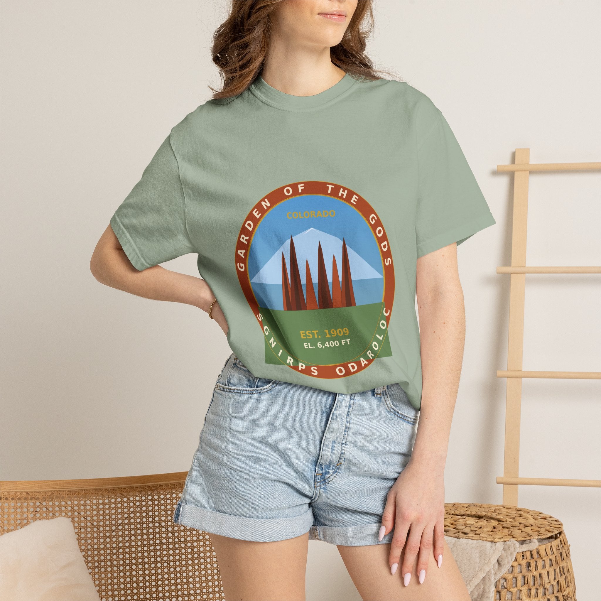Garden of the Gods Colorado Badge T-Shirt