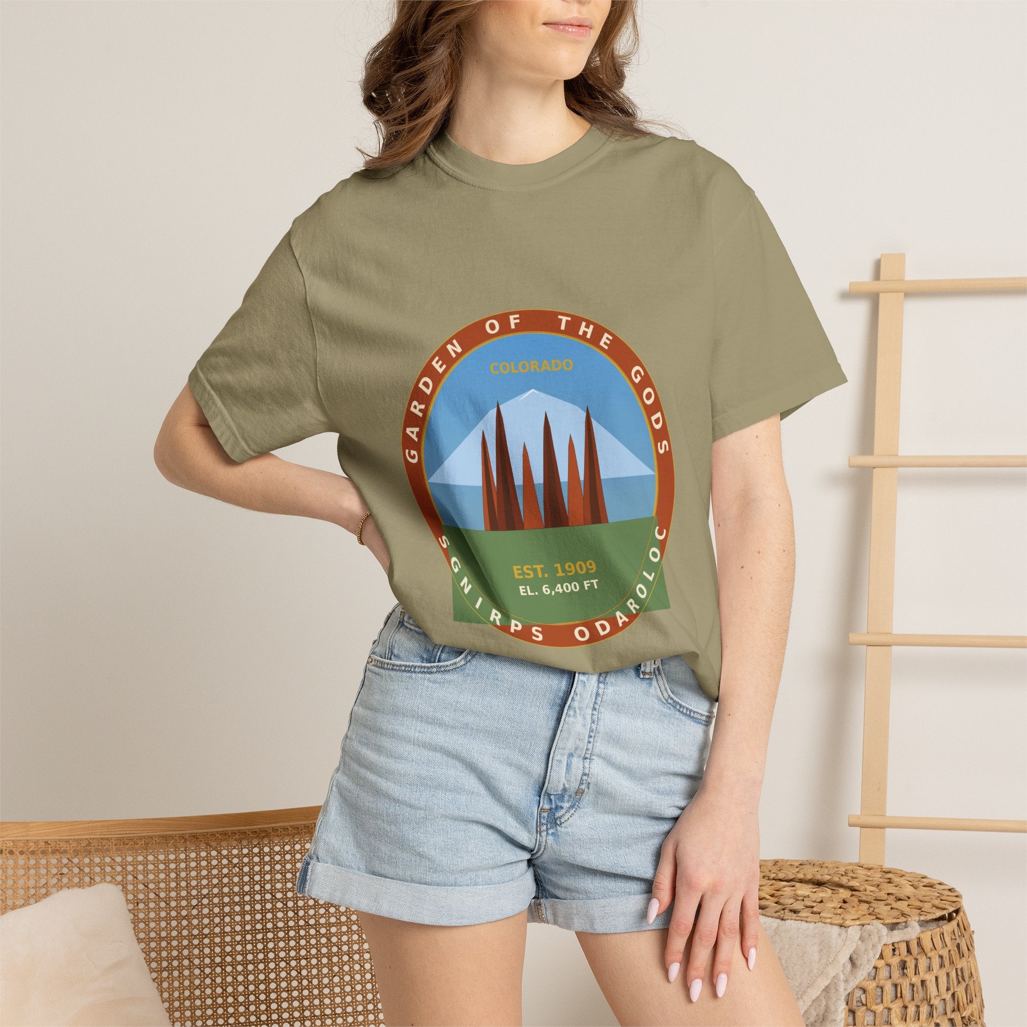 Garden of the Gods Colorado Badge T-Shirt